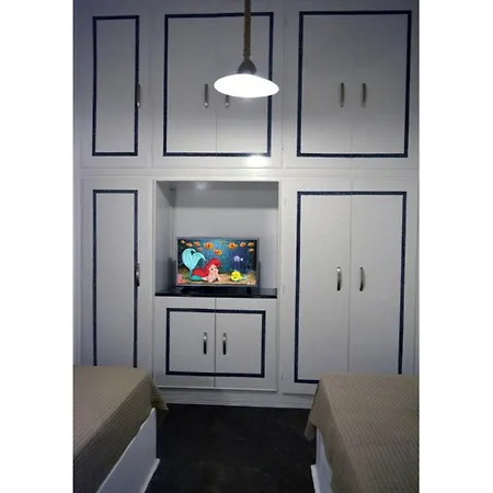 Pier's House Apartman *