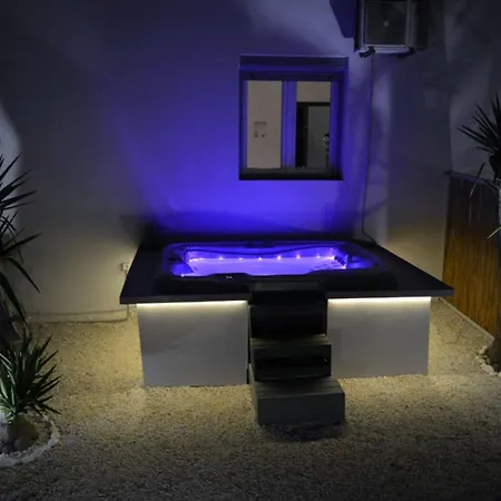Pier's House Apartman Pollónia