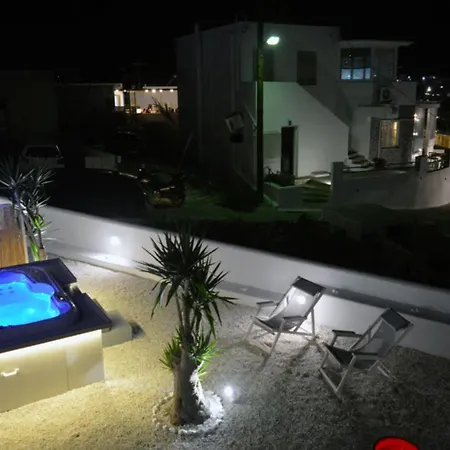Apartment Pier's House Pollonia